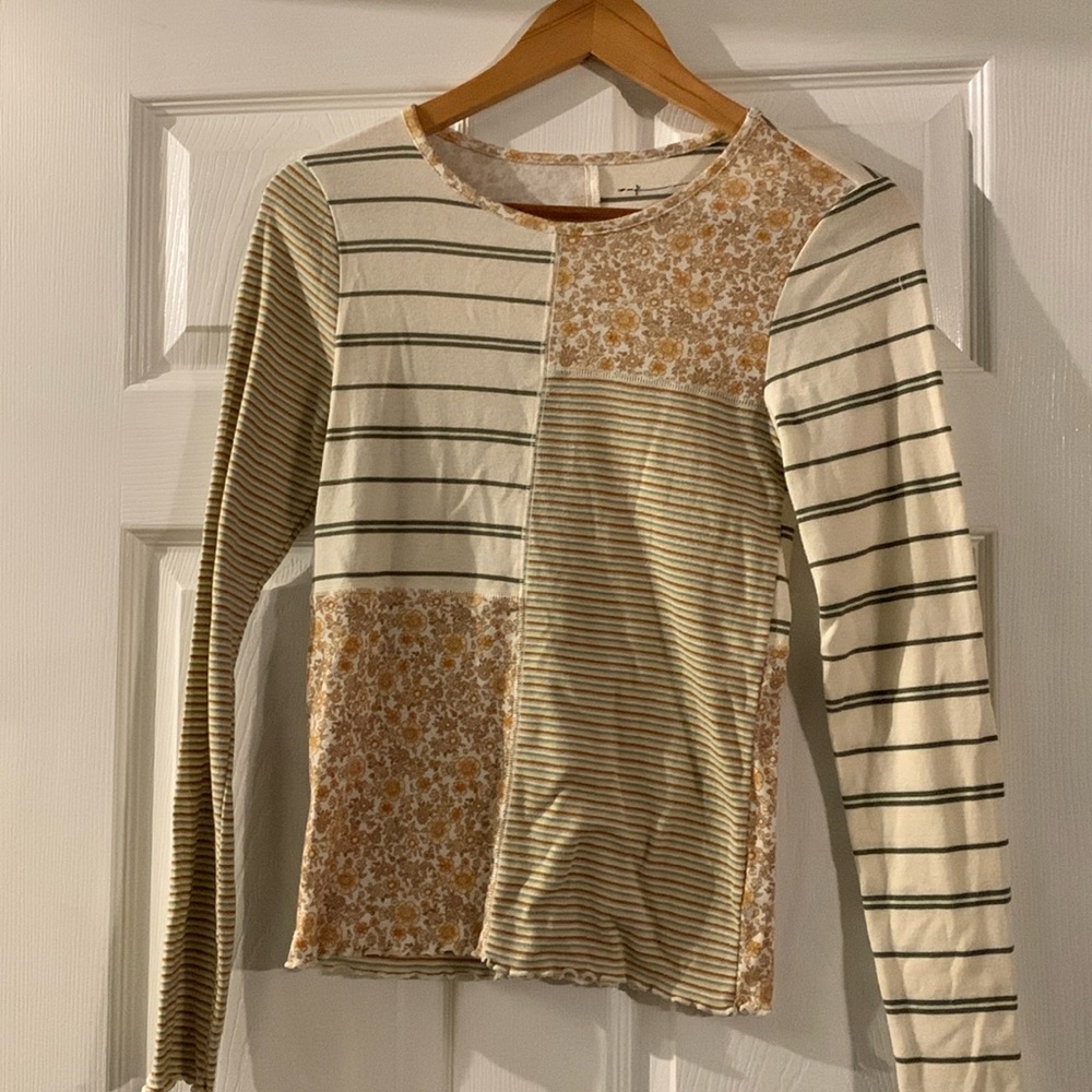Multi colored American Eagle long sleeve shirt.